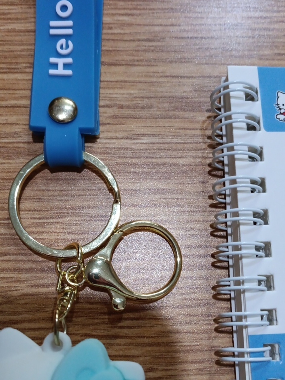 Hello Kitty Keychain And Mini Notebook Bundle - Picture 4 of 7